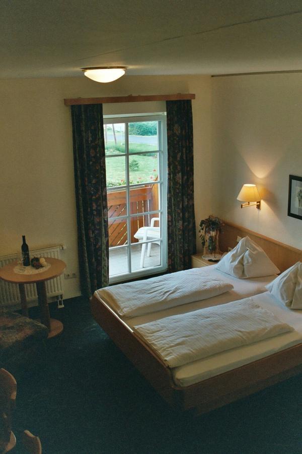 Radhotel Schischek Oberpurkla Zimmer foto